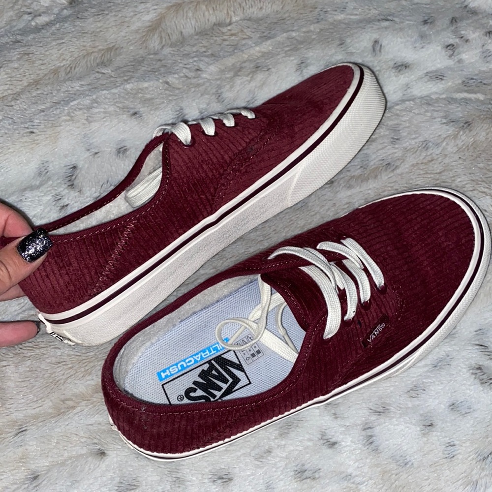 Sherpa lined burgundy corduroy vans